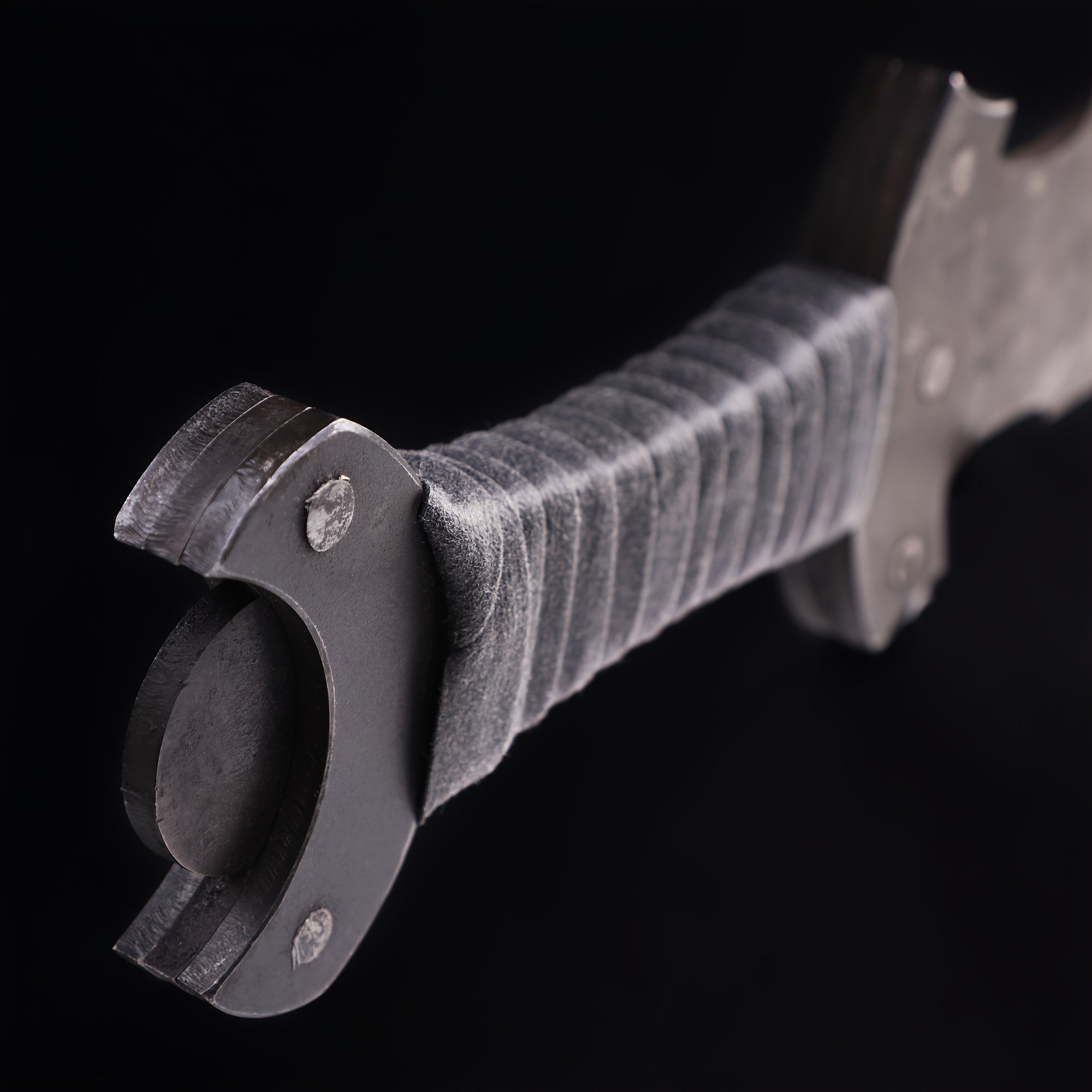handmade 1060 high carbon steel   anti slip