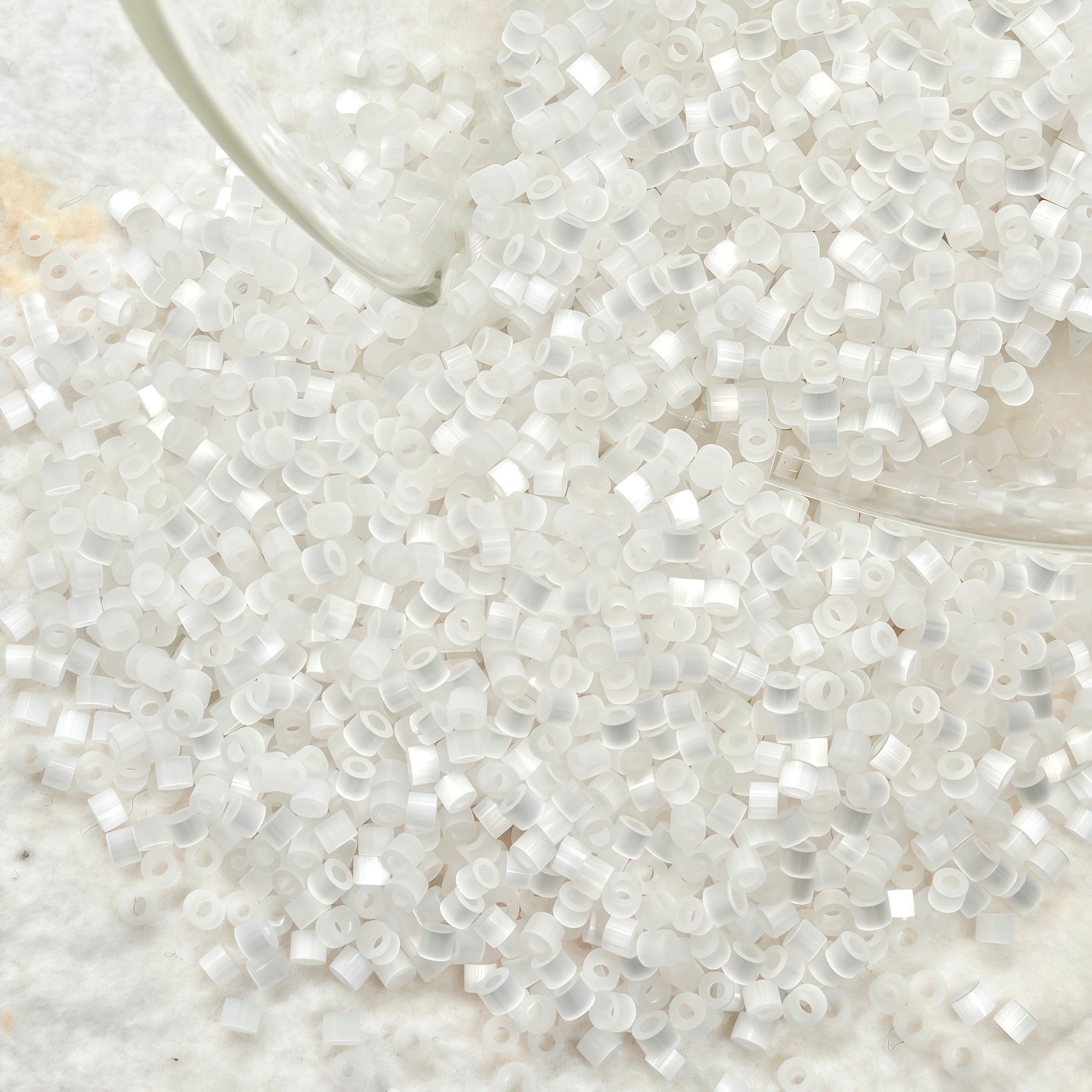 bead kit   1 6mm bright glass seed beads   900pcs
