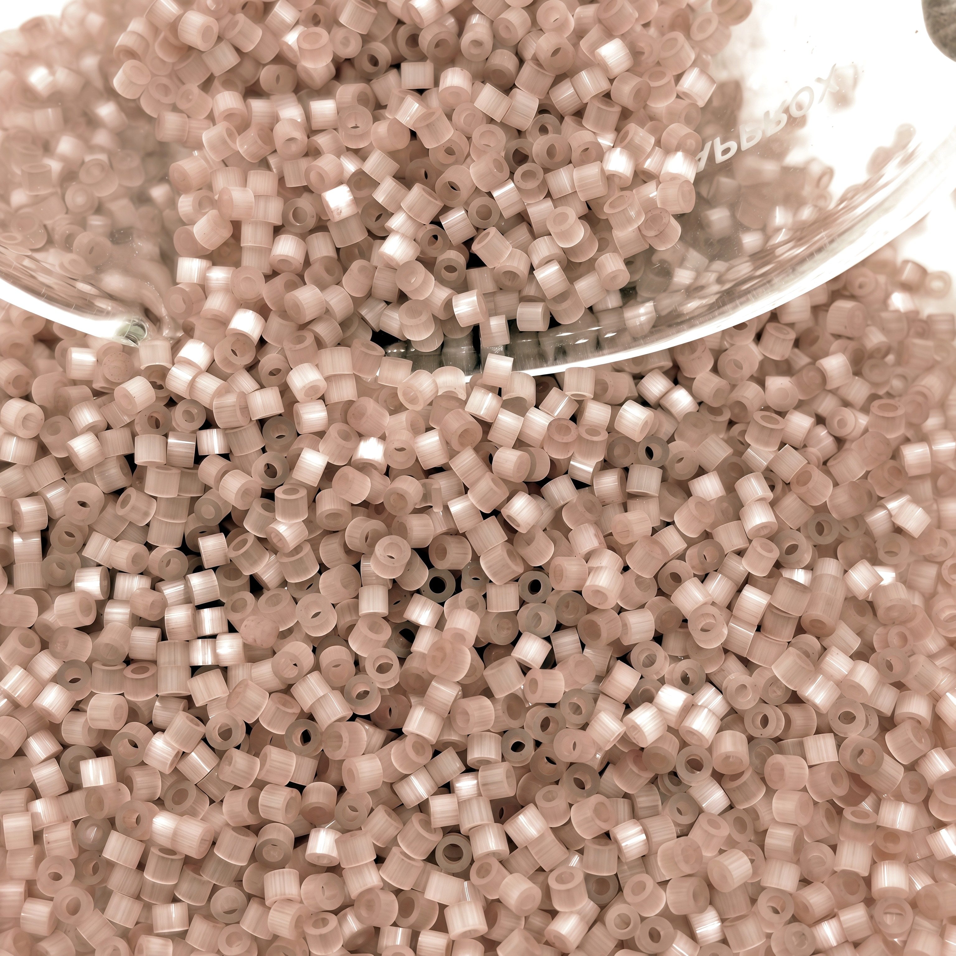bead kit   1 6mm bright glass seed beads   900pcs